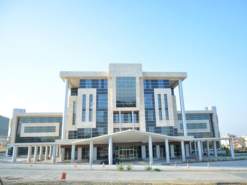 M. K. Ü. Rektörlük Binası